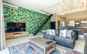 Meerendahl Luxury Apartments At Heritage Square